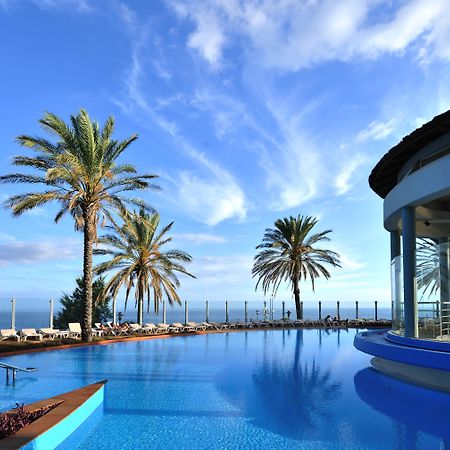 Pestana Grand Ocean Resort Hotel Funchal  Exterior foto The pool at the hotel