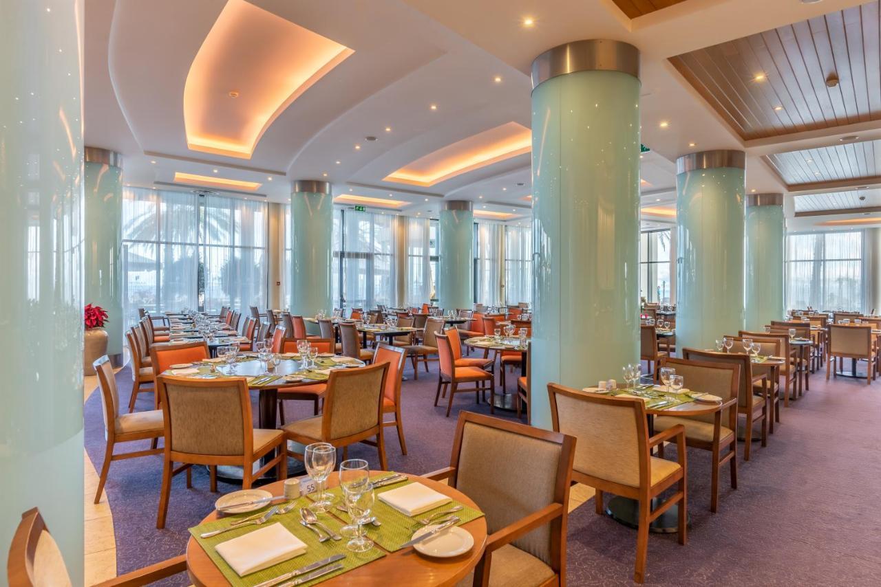 Pestana Grand Ocean Resort Hotel Funchal  Exterior foto The restaurant