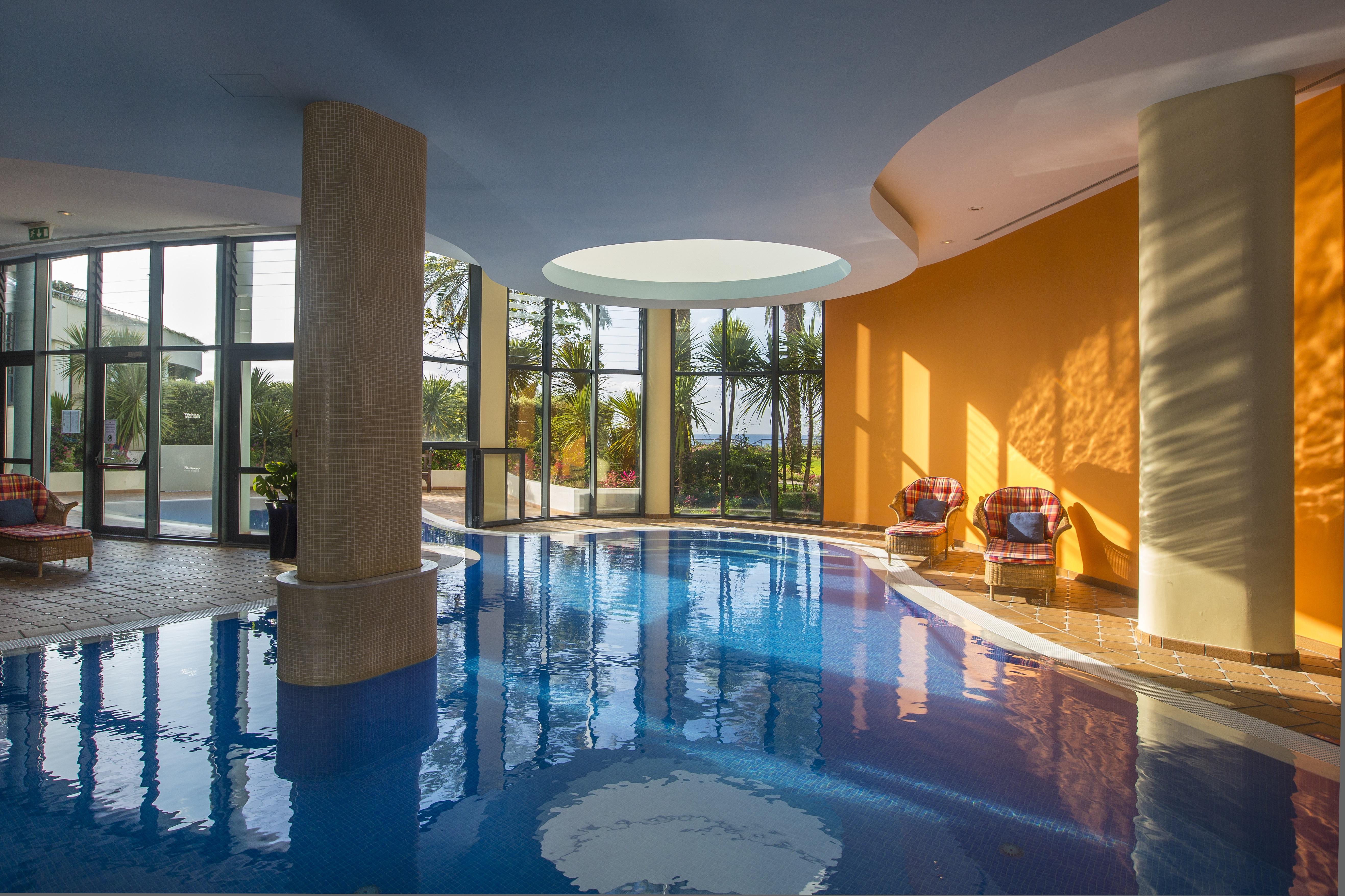 Pestana Grand Ocean Resort Hotel Funchal  Exterior foto The swimming pool at the hotel