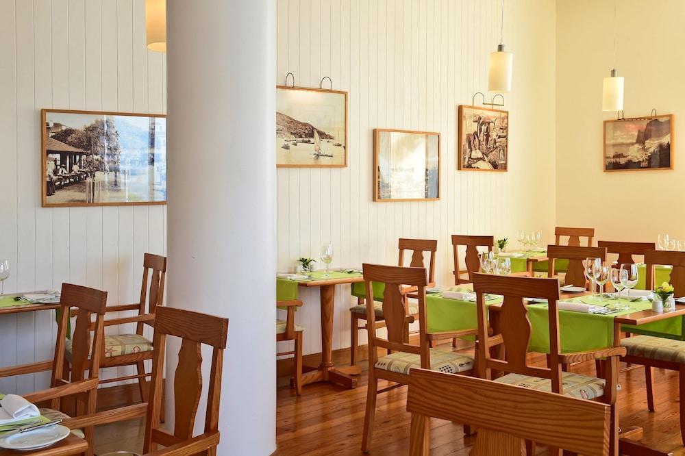 Pestana Grand Ocean Resort Hotel Funchal  Exterior foto Restaurant