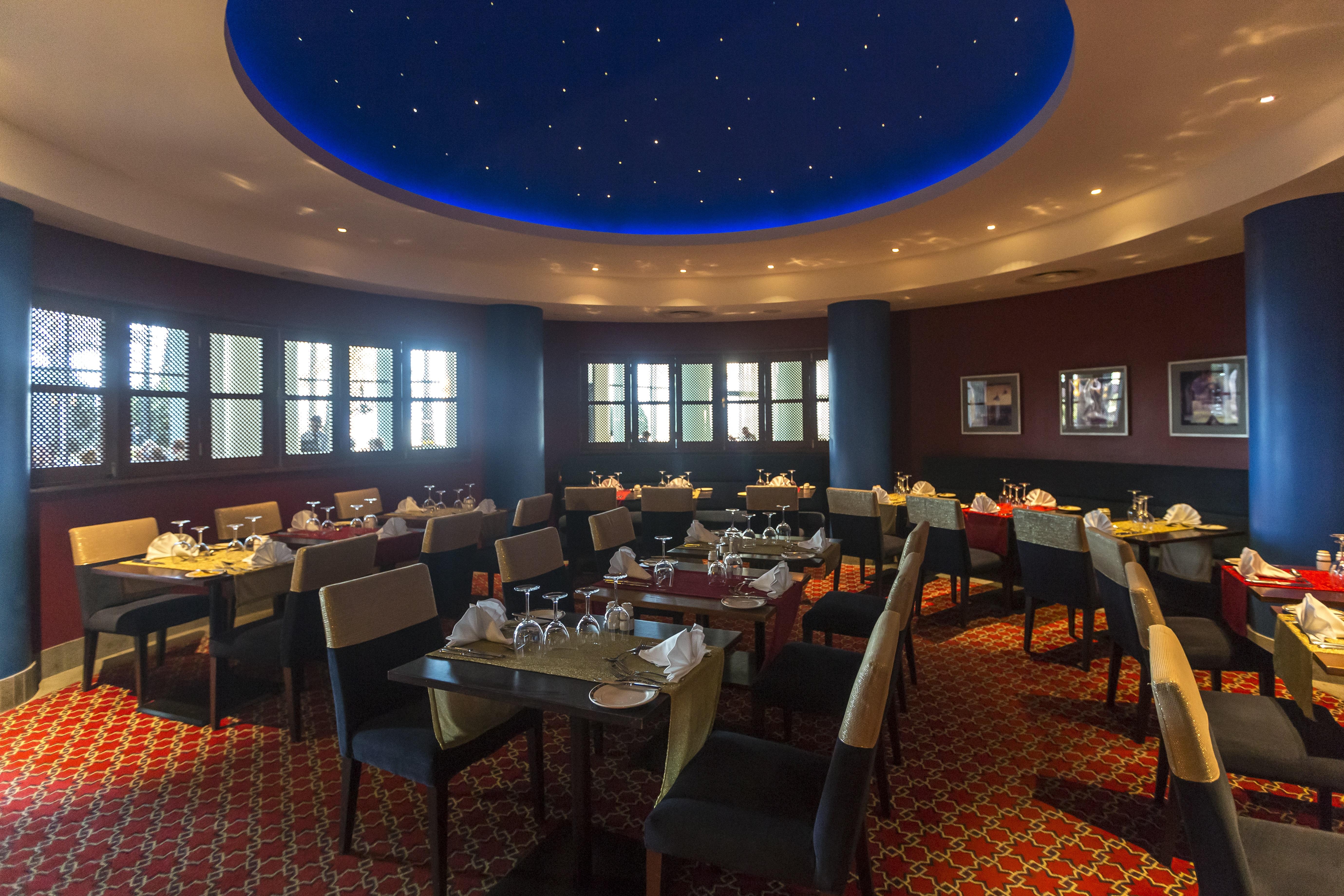 Pestana Grand Ocean Resort Hotel Funchal  Exterior foto The restaurant