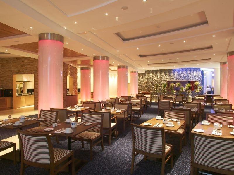 Pestana Grand Ocean Resort Hotel Funchal  Restaurant foto The restaurant